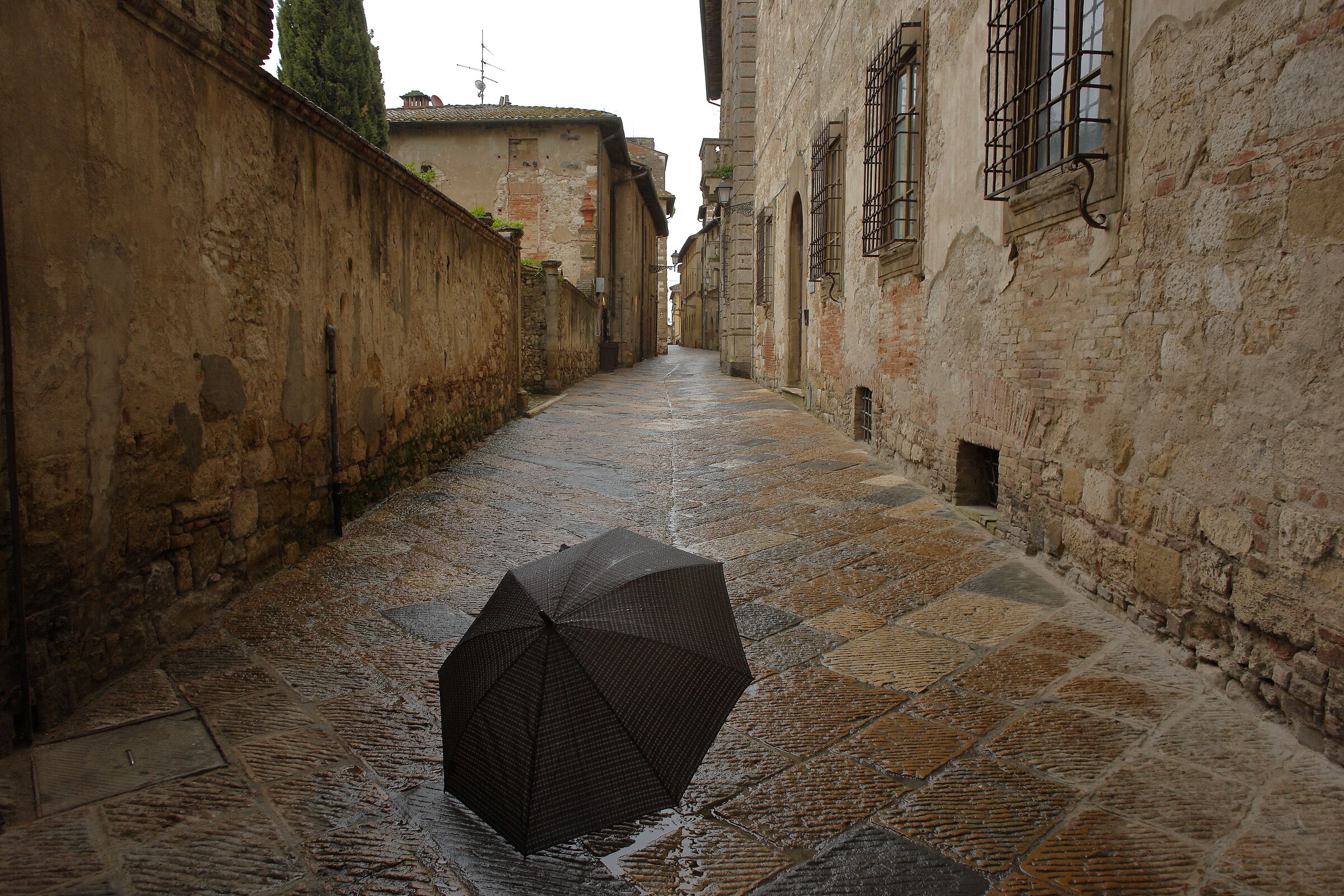 Rainy Easter Monday in Colle di Val D'Elsa...
