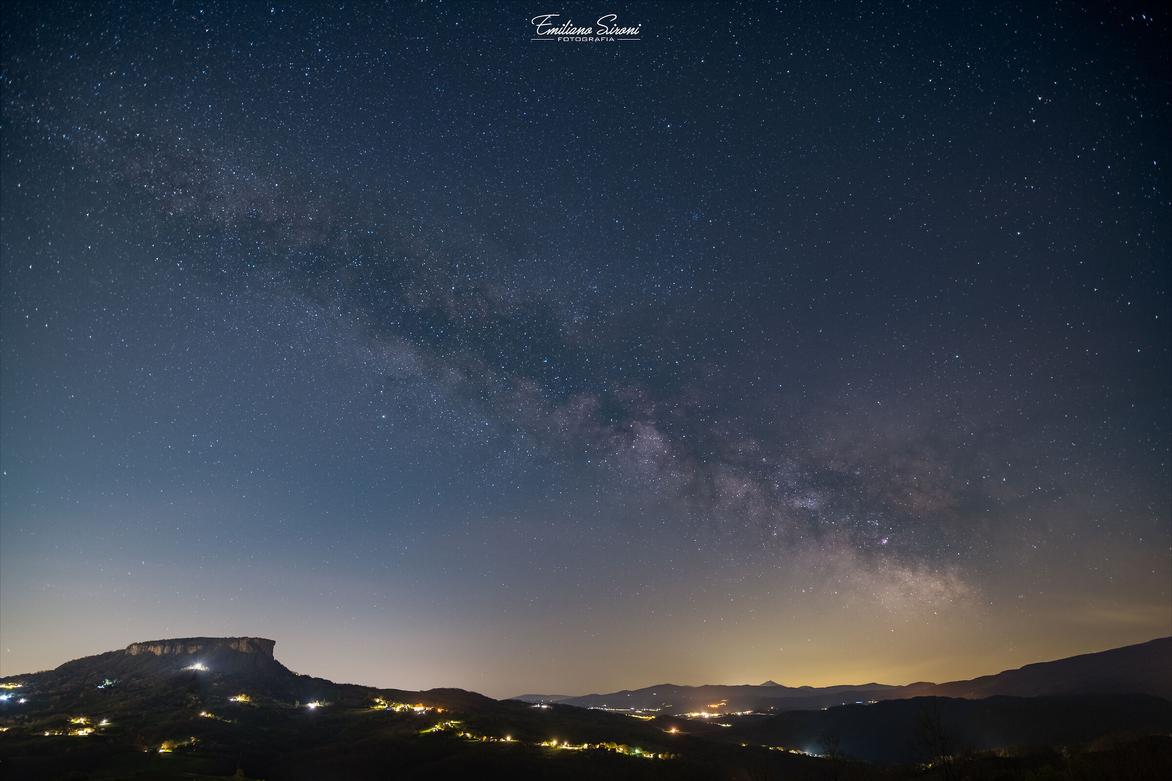 Milky Way - Pietra di Bismantova - Apennines...