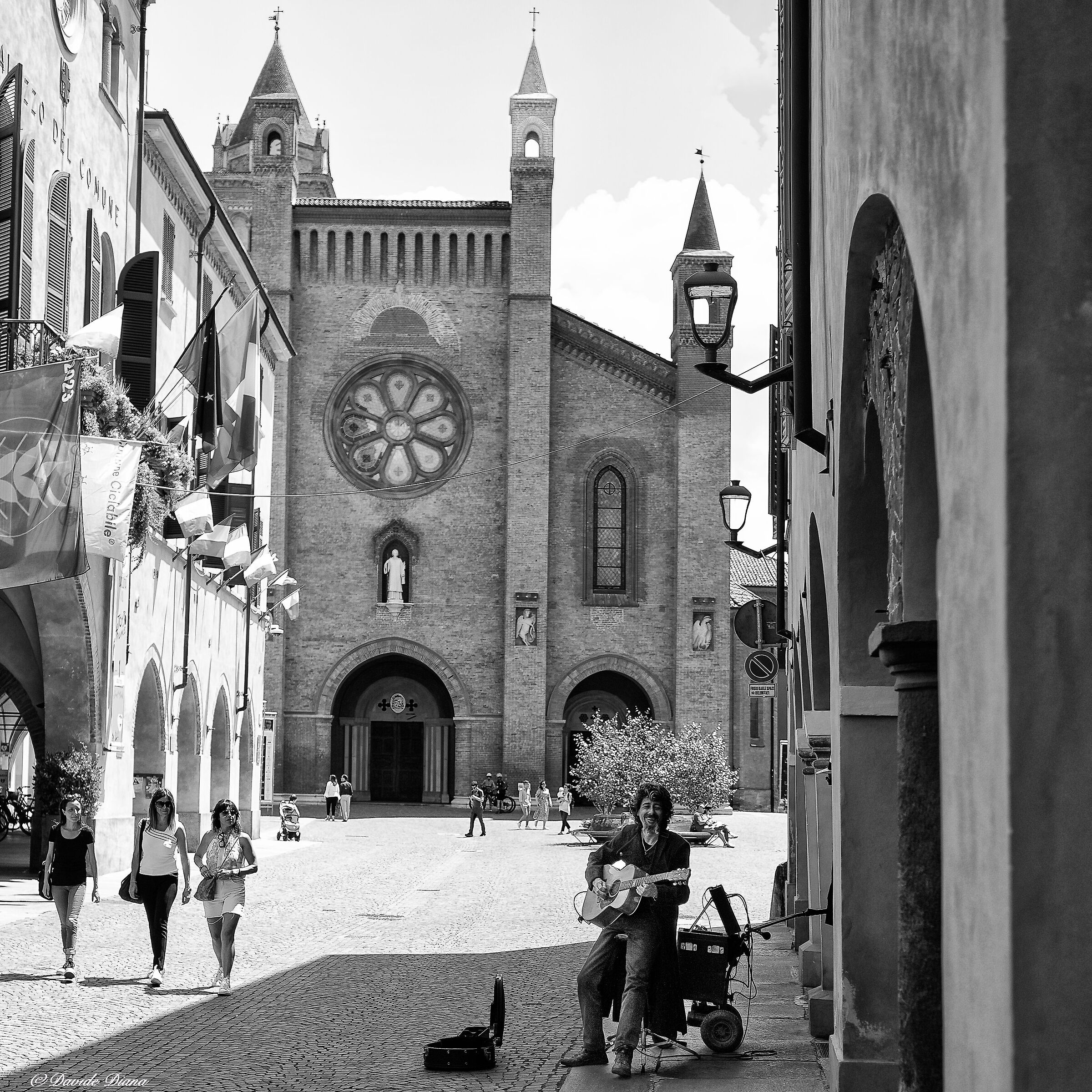 Street - Alba...
