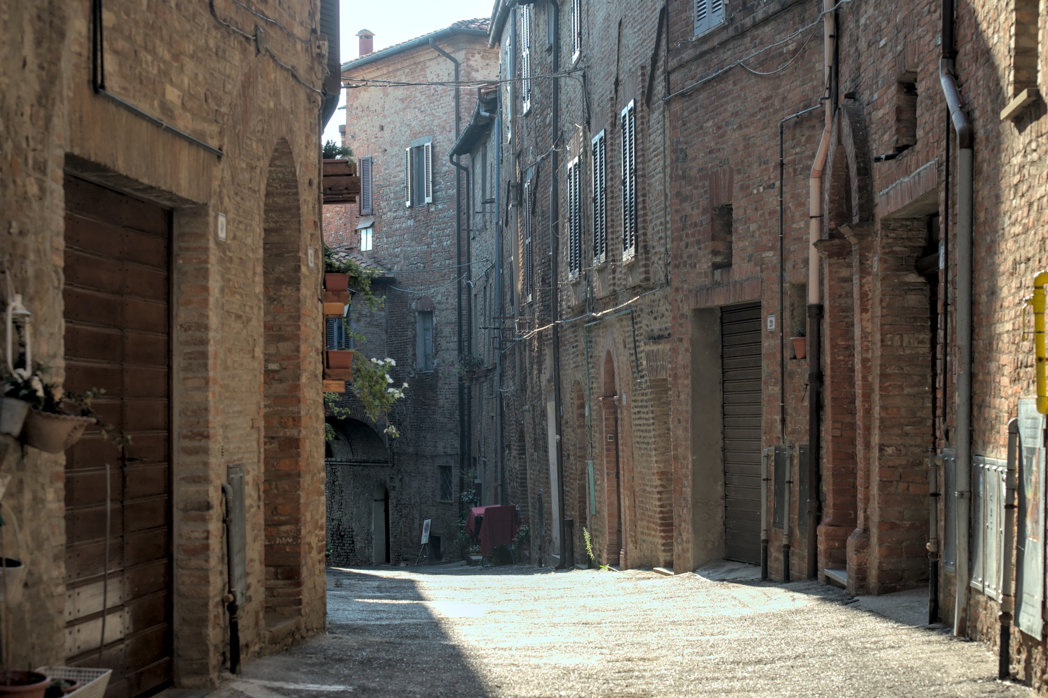 Umbrian Alley 2...