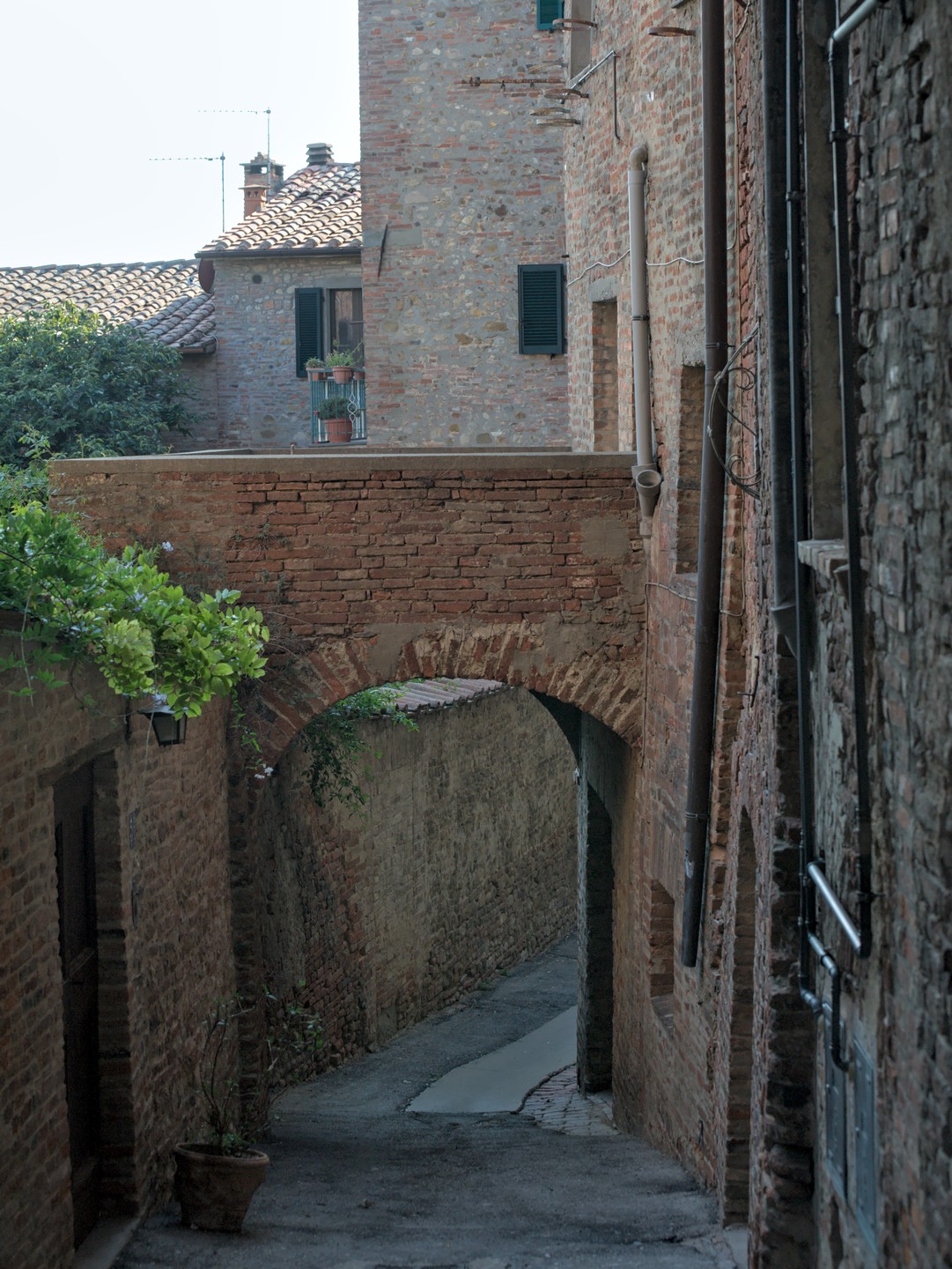 Umbrian Alley 3...