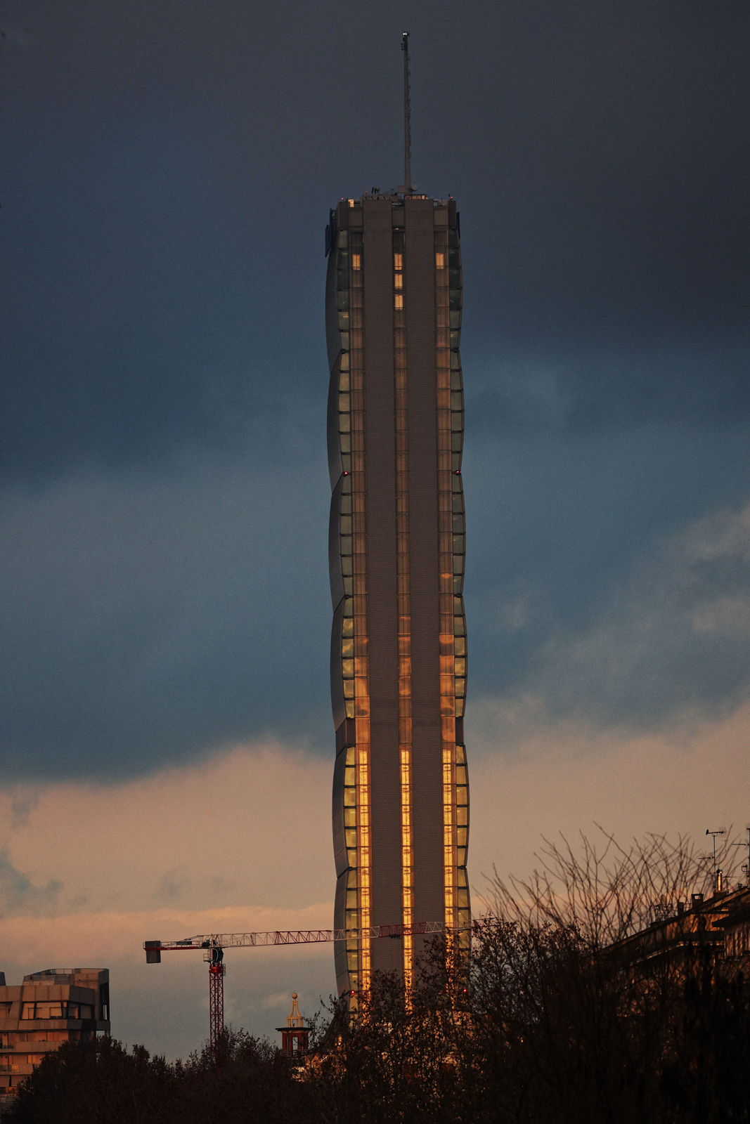 Profilo della Torre Allianz - Milano...