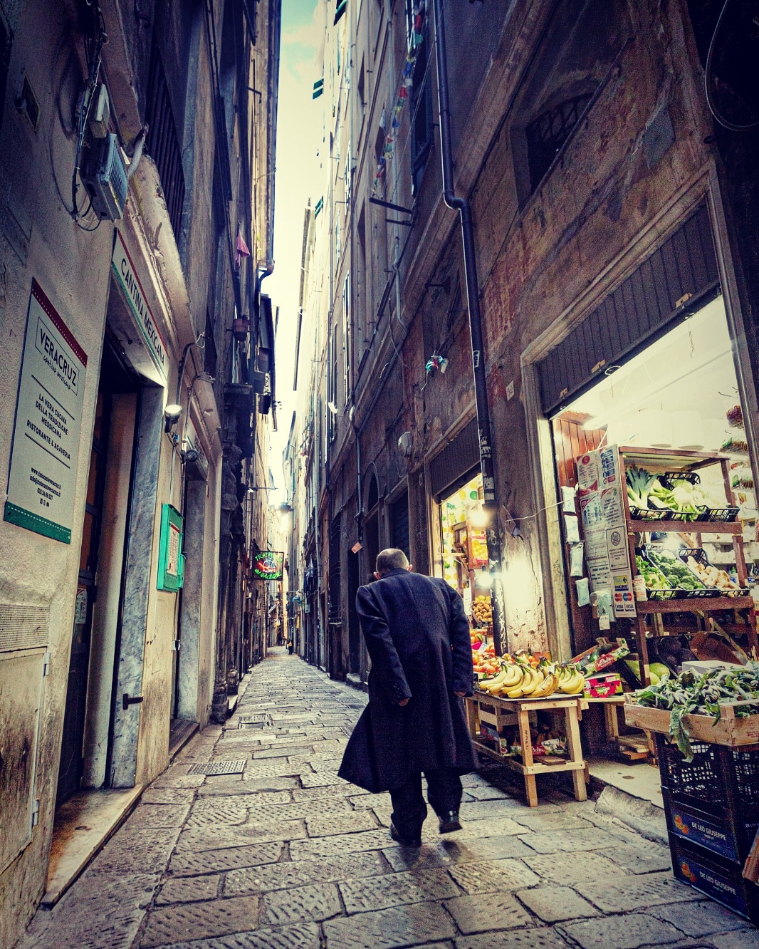Alleys of Genoa...