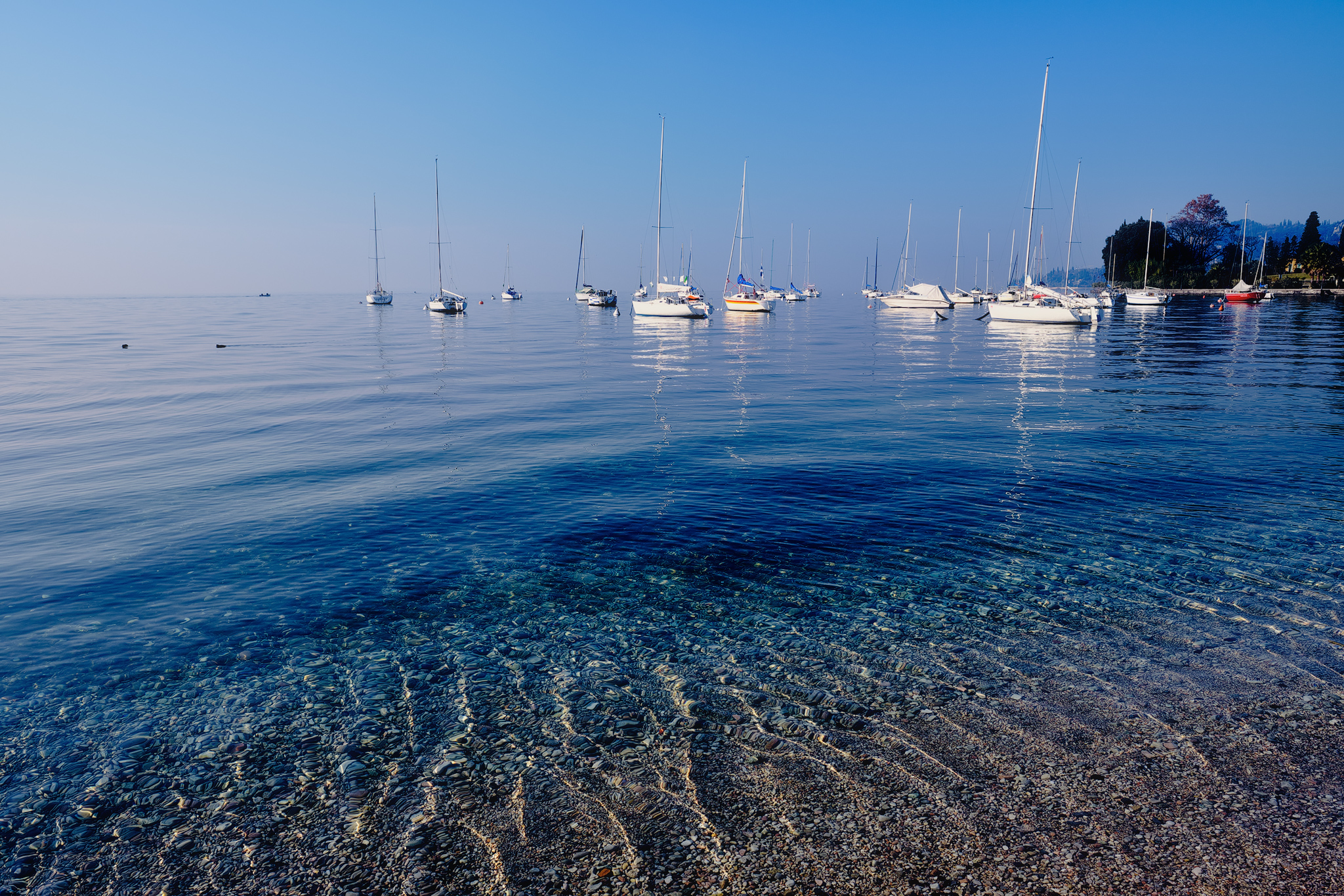 Garda and its boats...