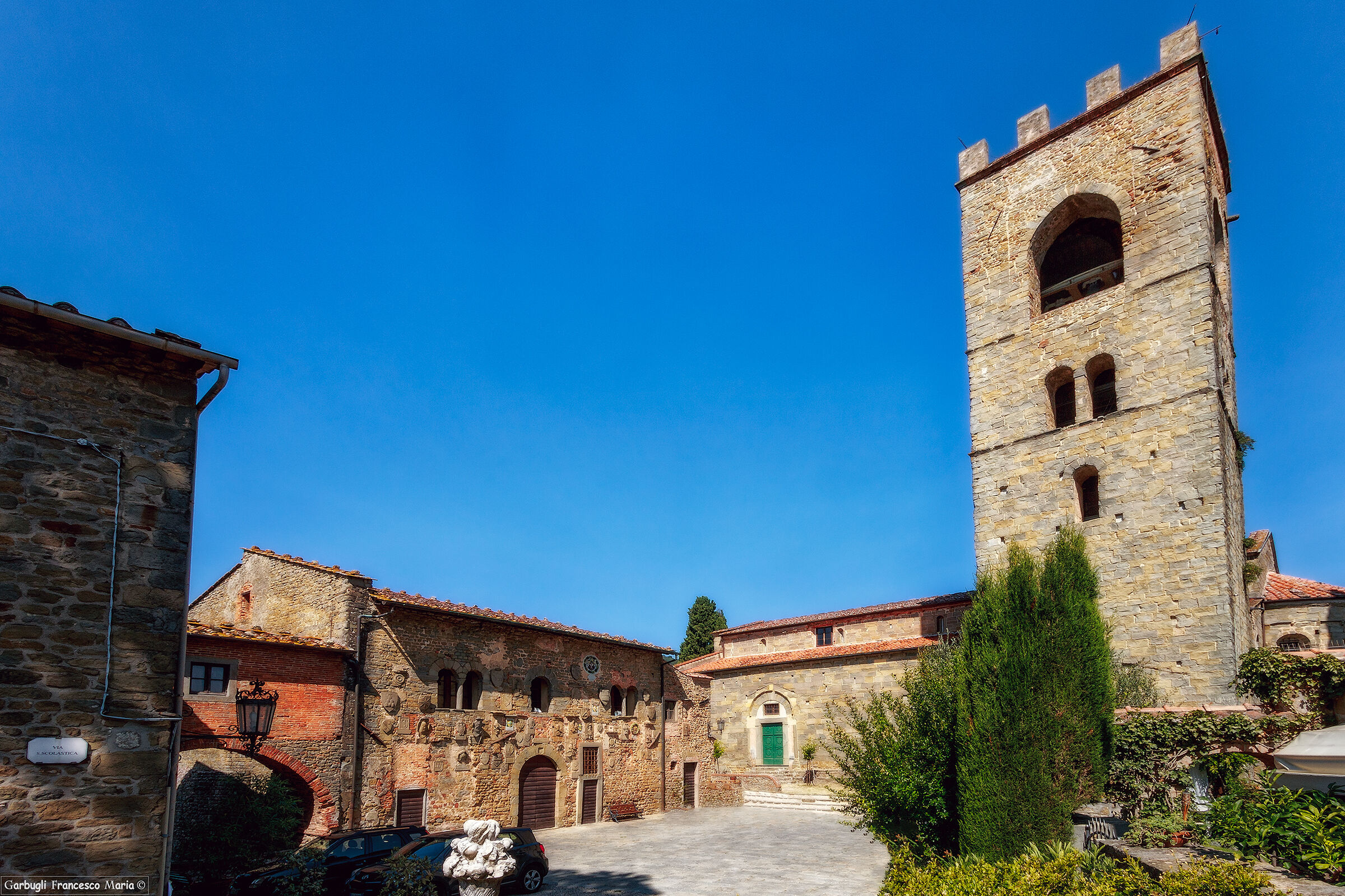 Glimpse of Buggiano Castello...