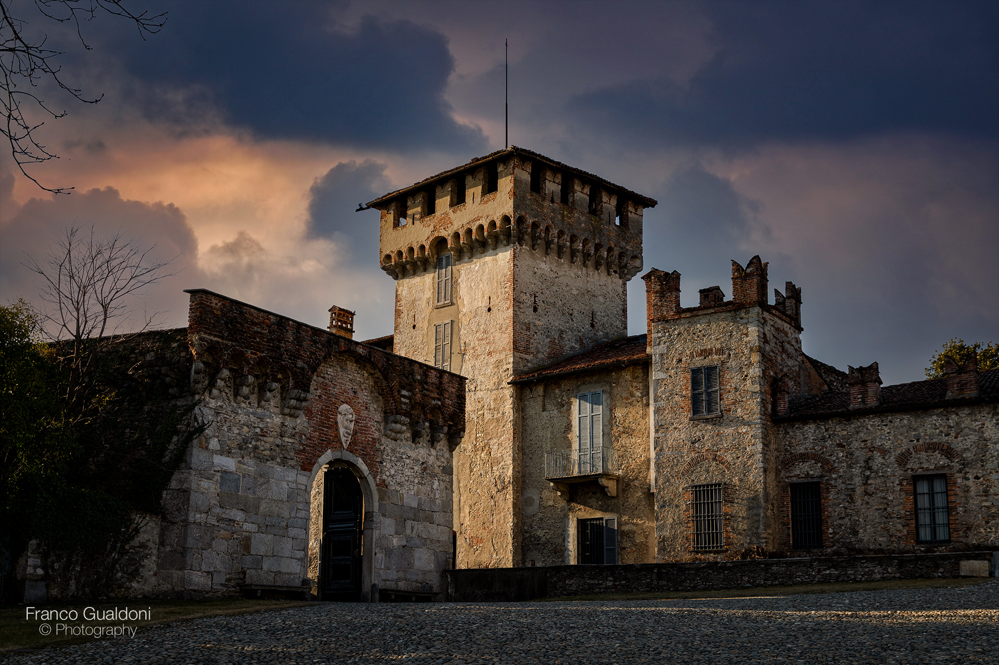 Castle of Somma Lombardo...