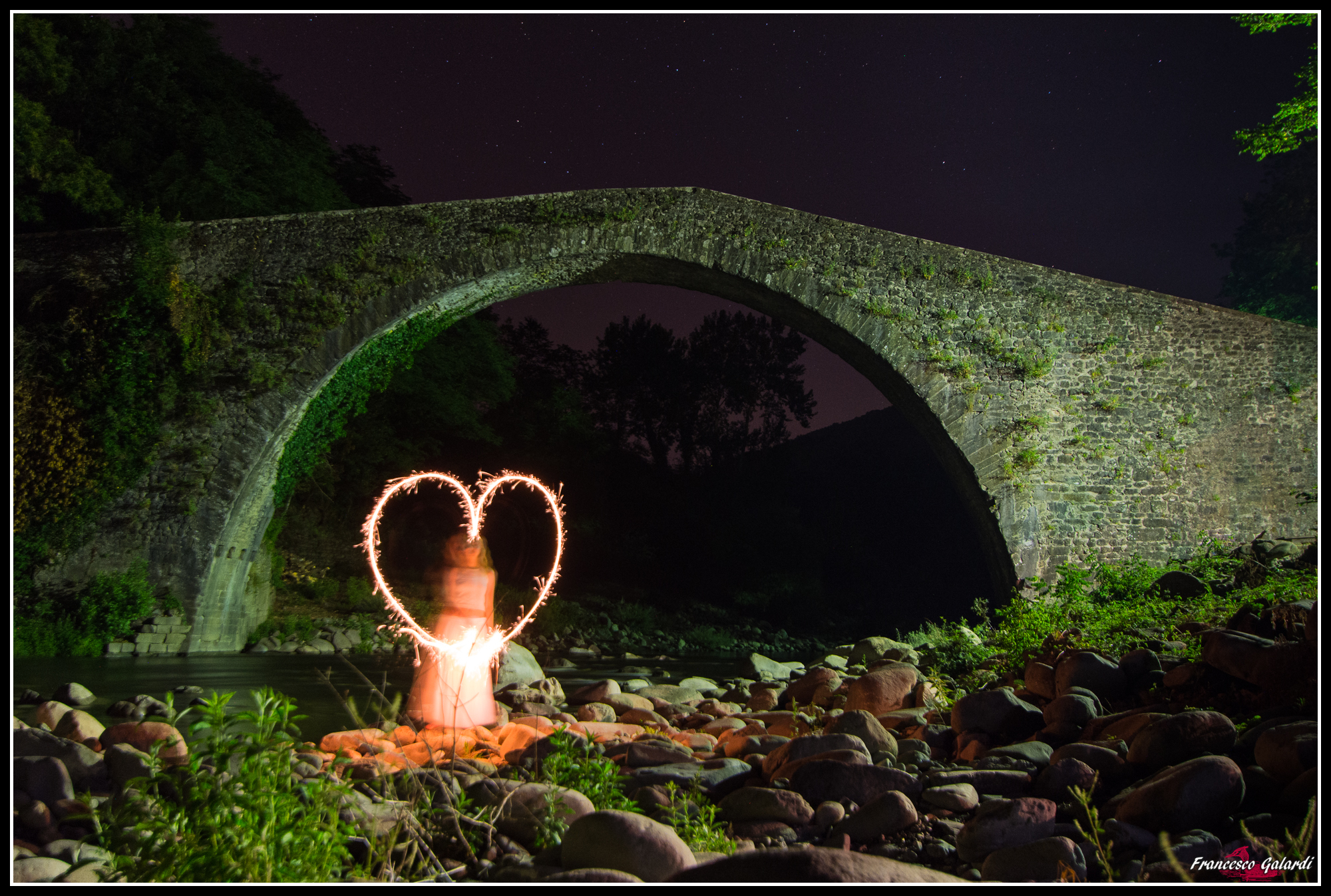 Lightpainting at the castruccio bridge ...