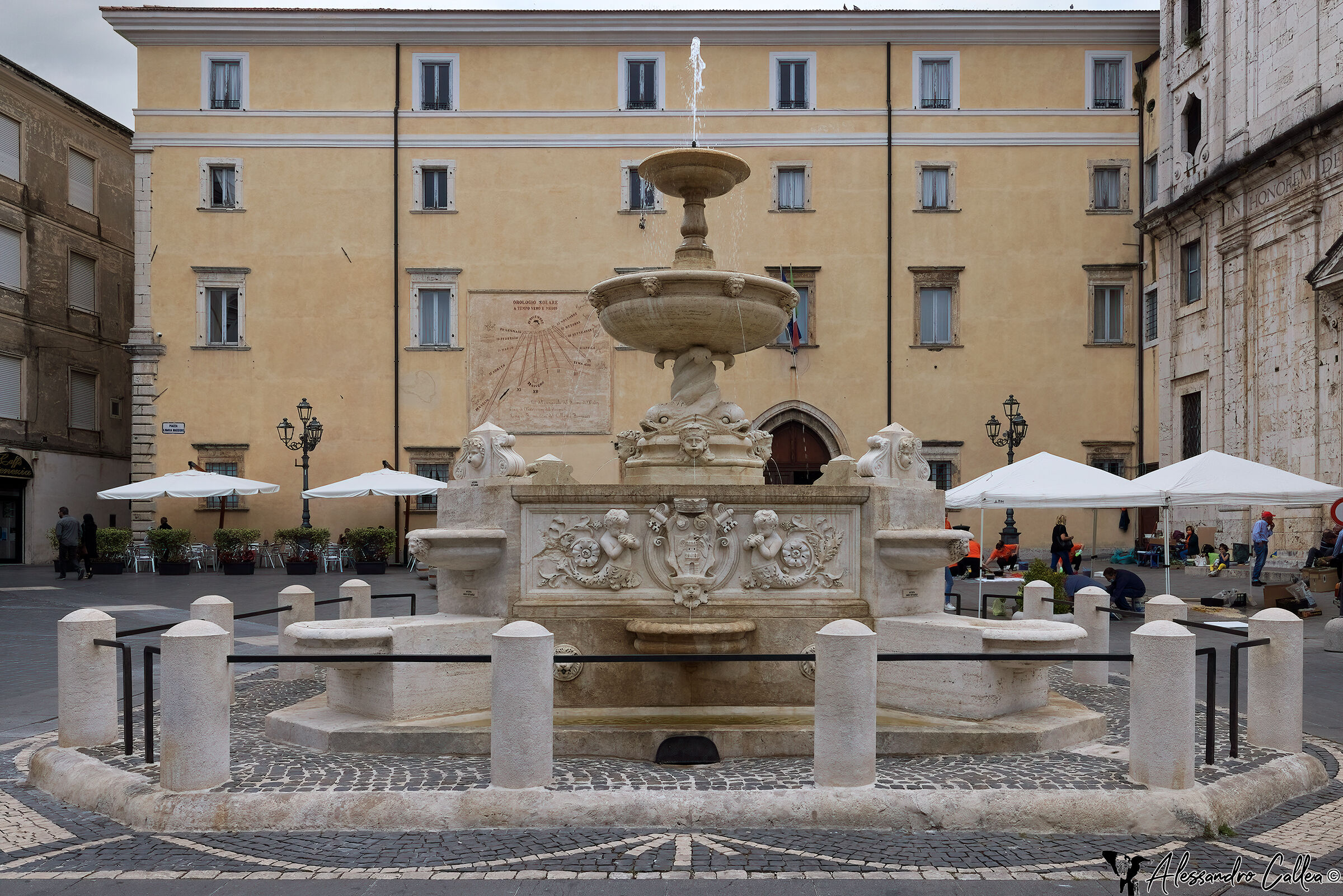 Pia Fountain ...