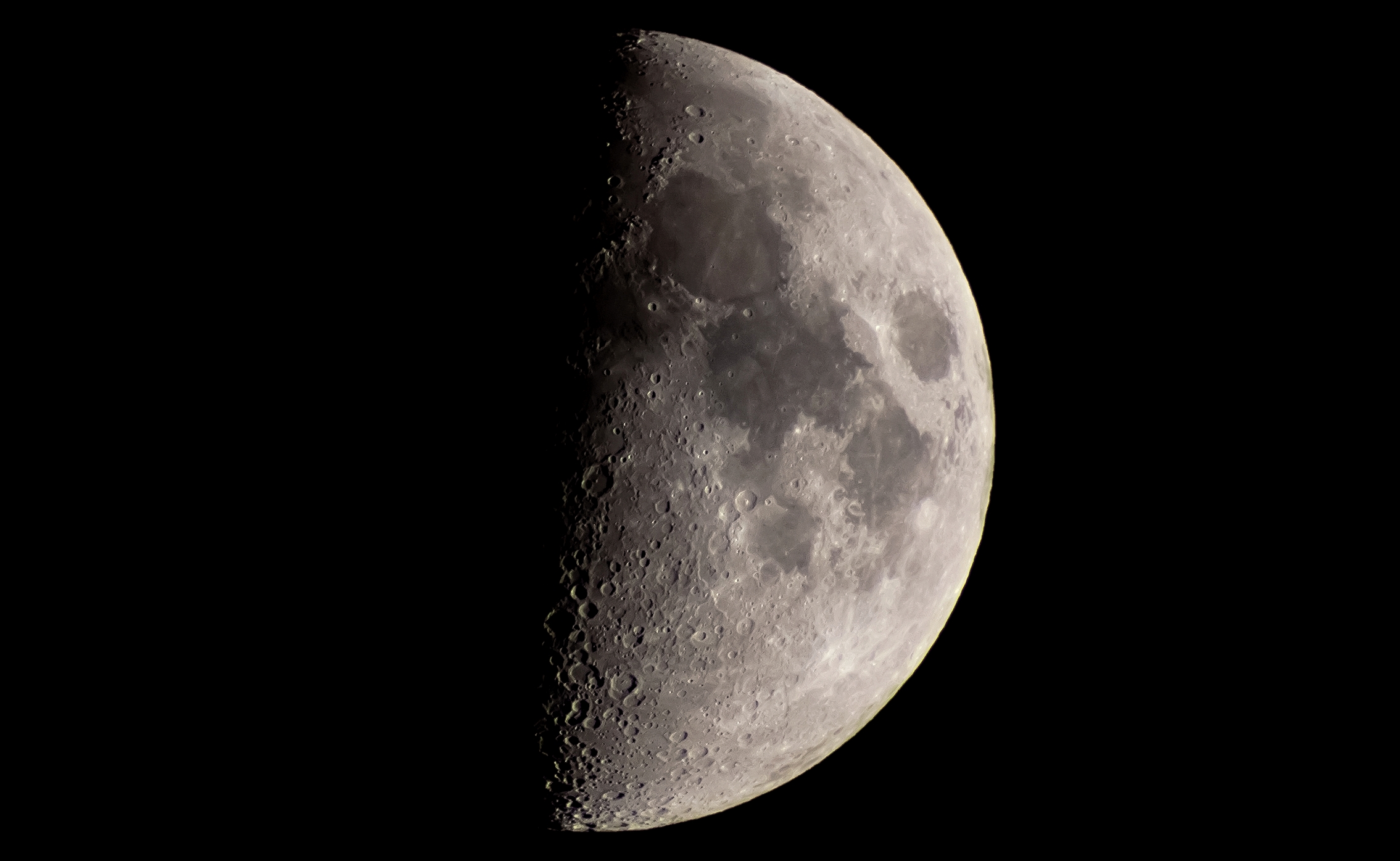  moon 50% 27/07/2020 at 21:42 with neewer500f/8...