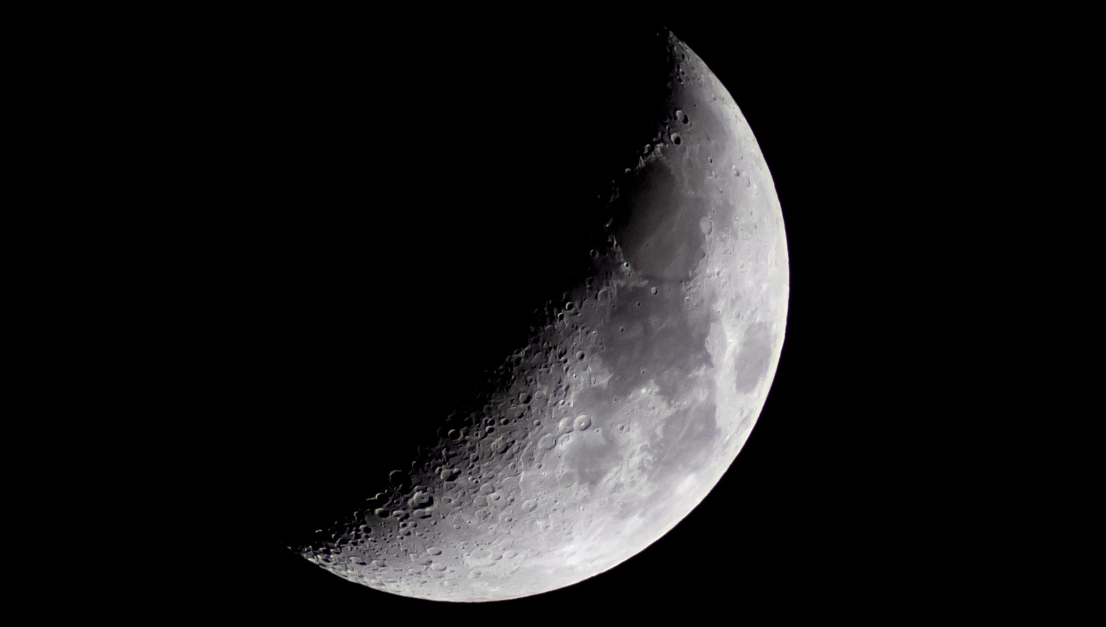 moon 38% 29/04/2021 at 9:40 pm with neewer 500 f/8...