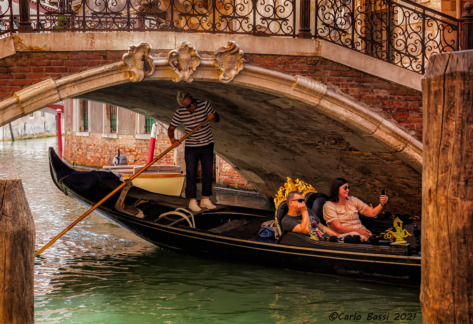 Un selfie a Venezia (incluso il gondoliere)...