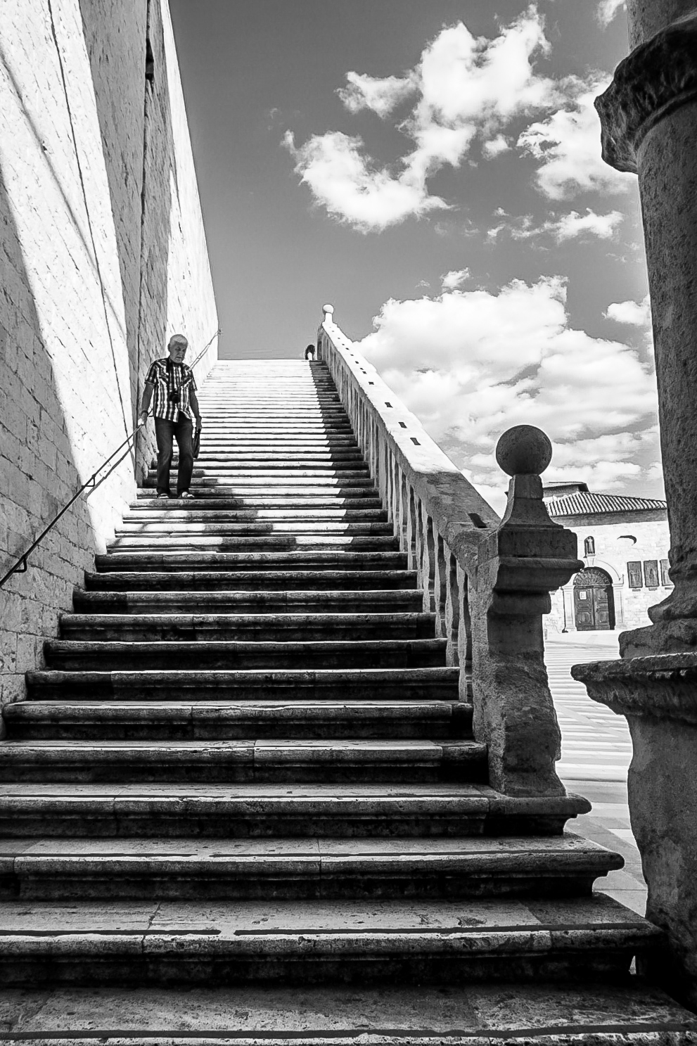 Descending Stairs, Assisi...