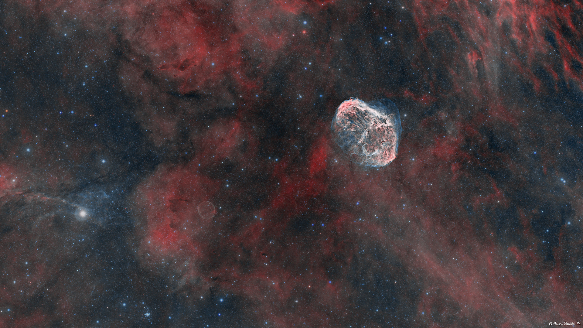 NGC 6888 Crescent Nebula and PNG 75.5+1.7 Soap Bubble...
