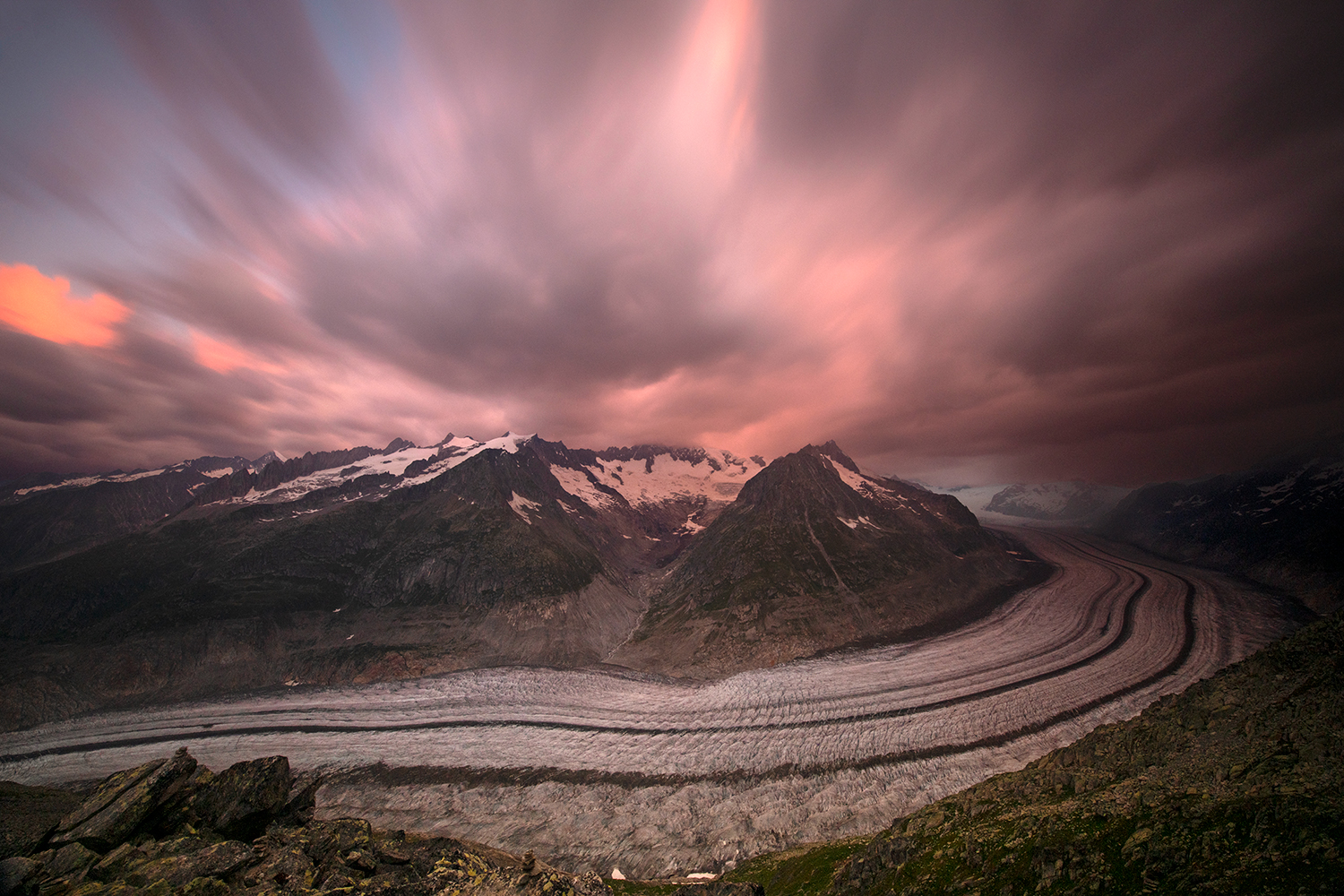 storm coming to the Aletsch Glacier...