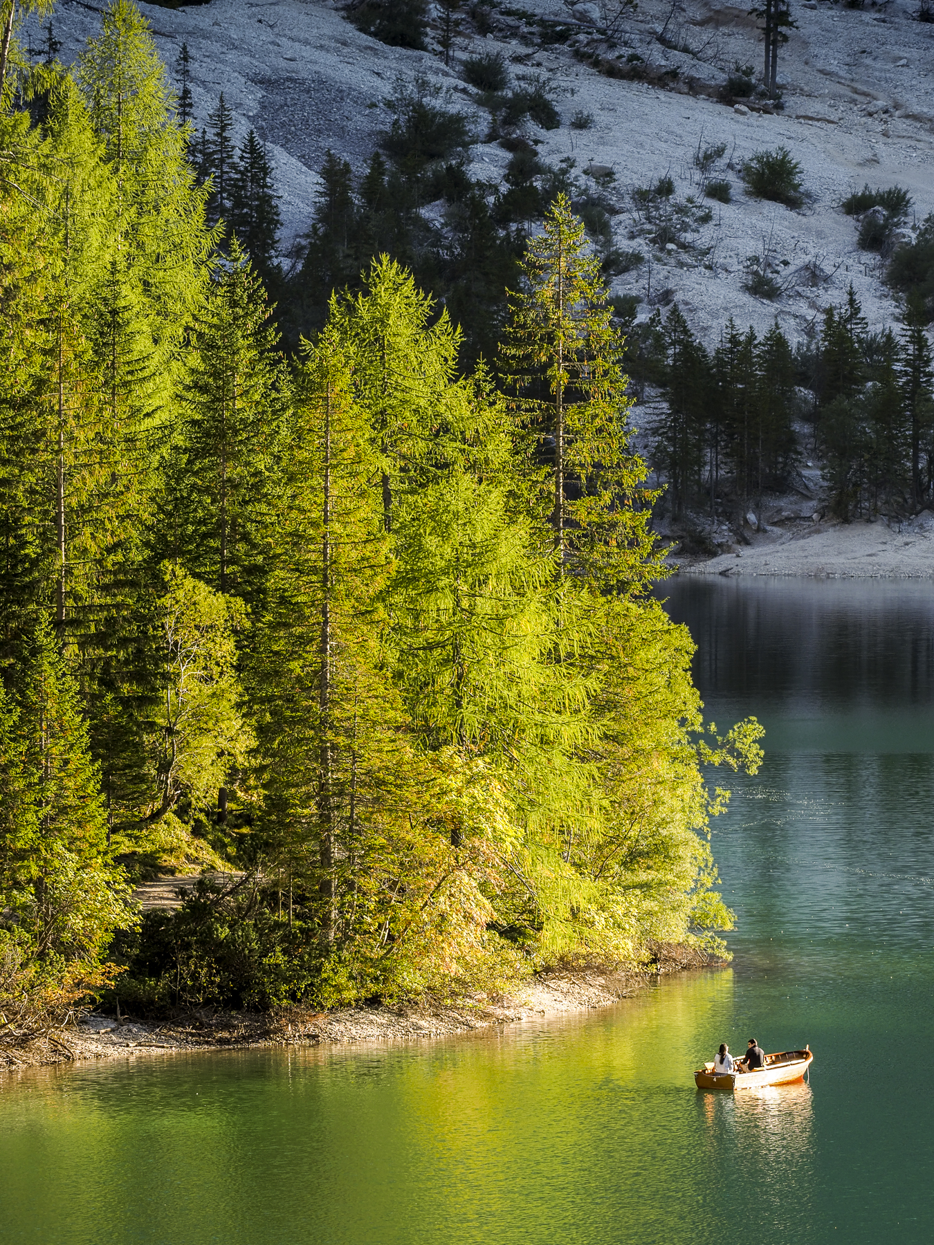 The colors of Lake Braies...