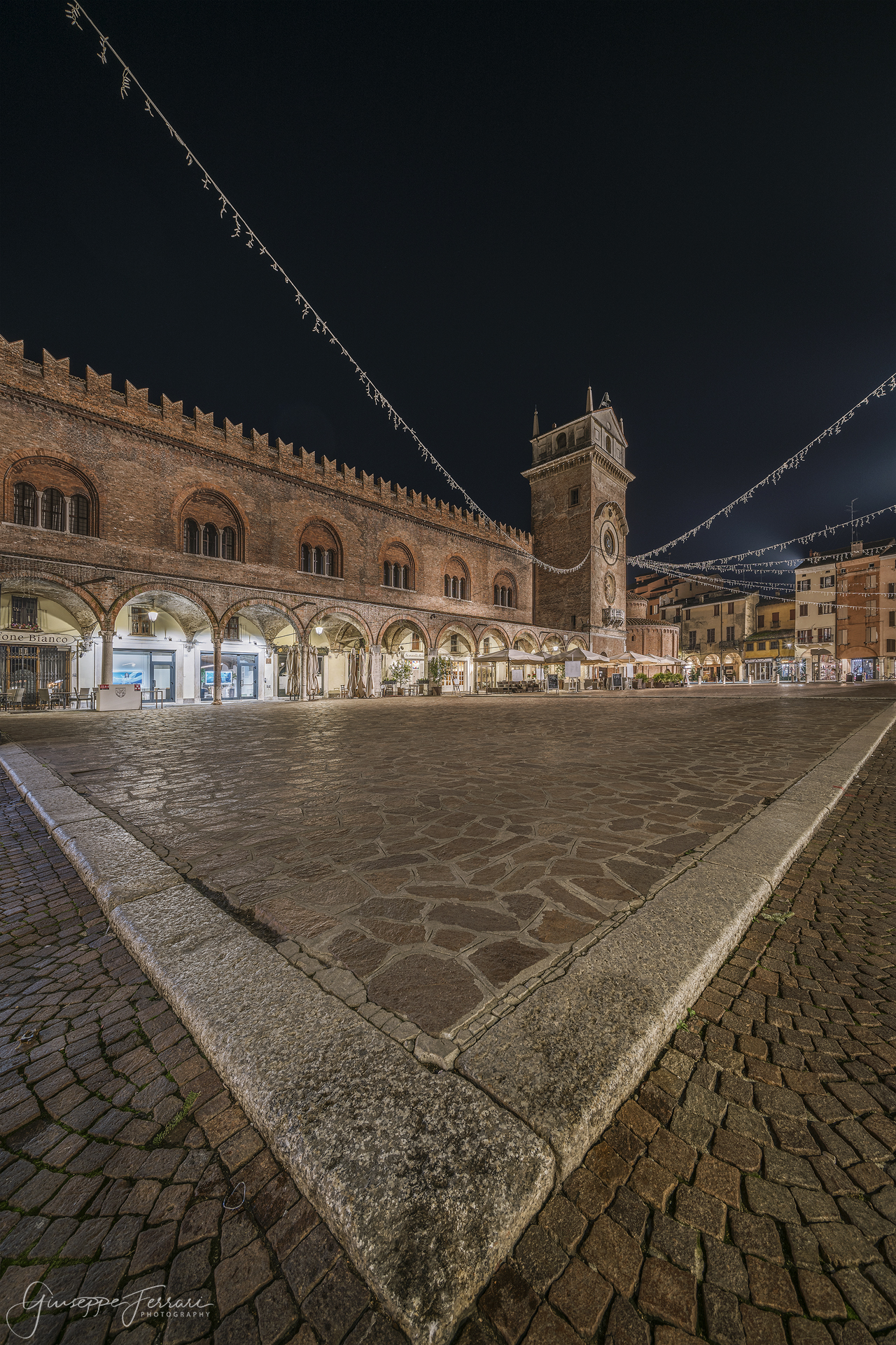 Piazza delle Erbe Mantova...