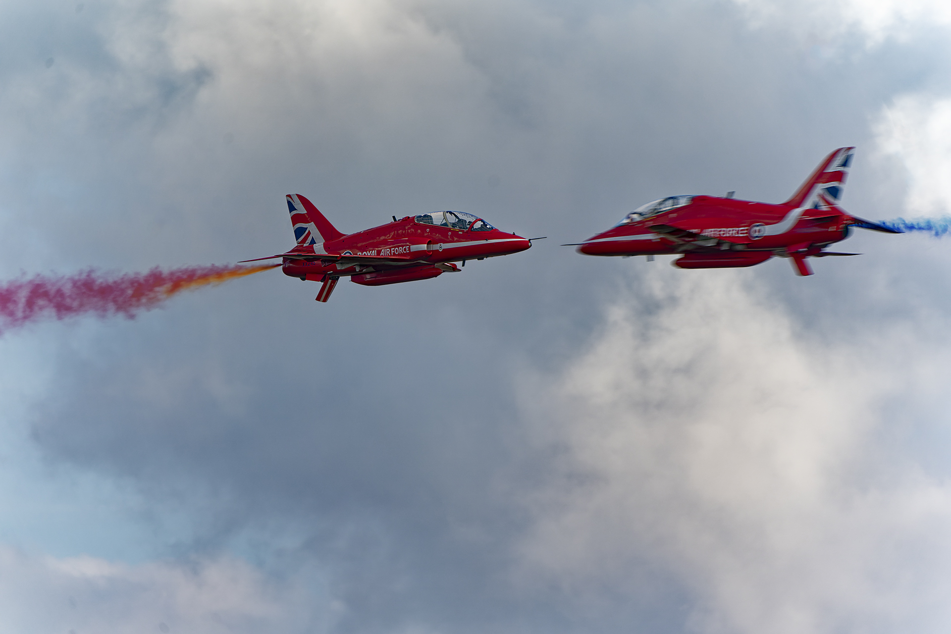Red Arrows collision...
