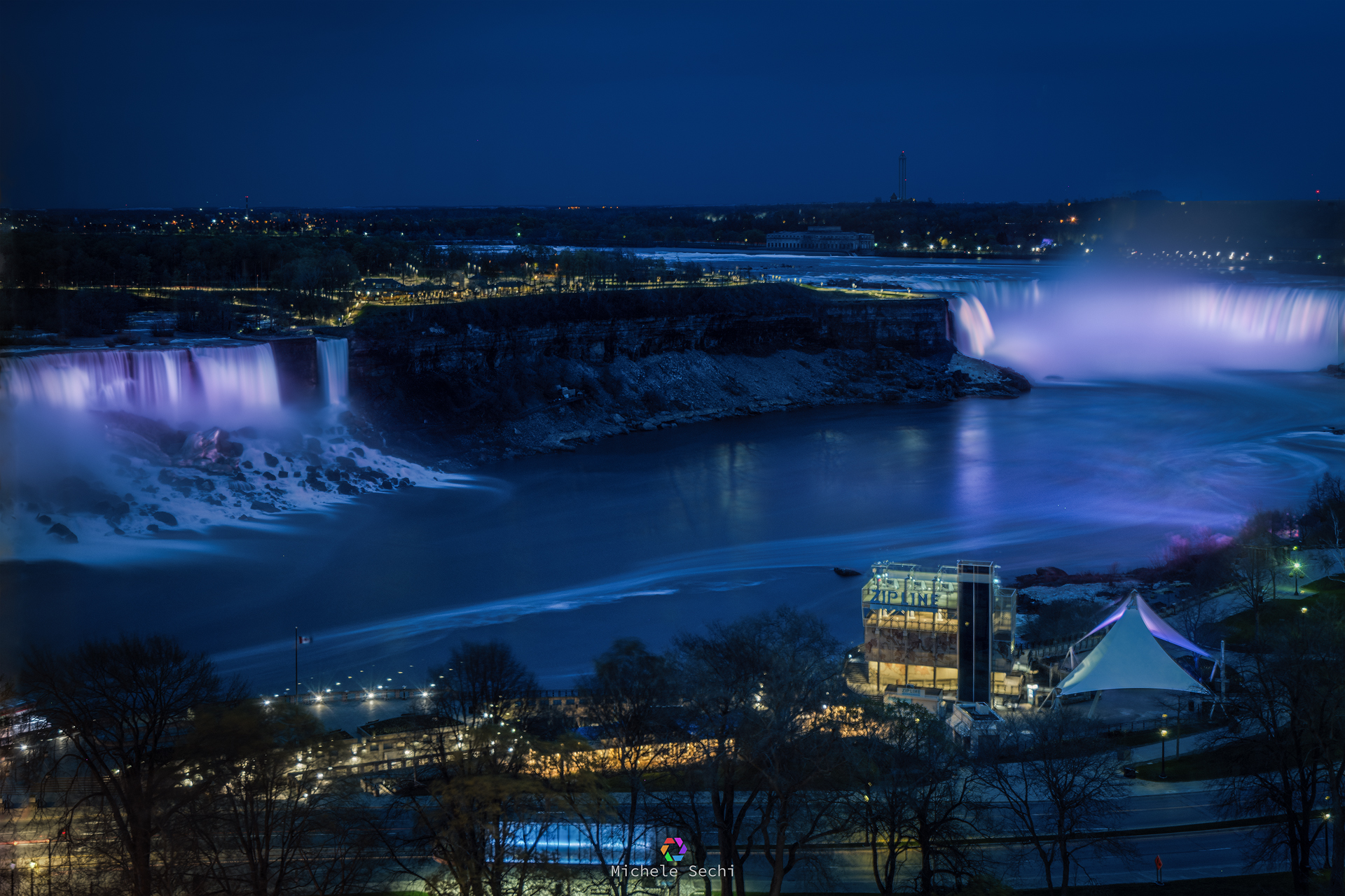 Cascate di Niagara in Notturna...