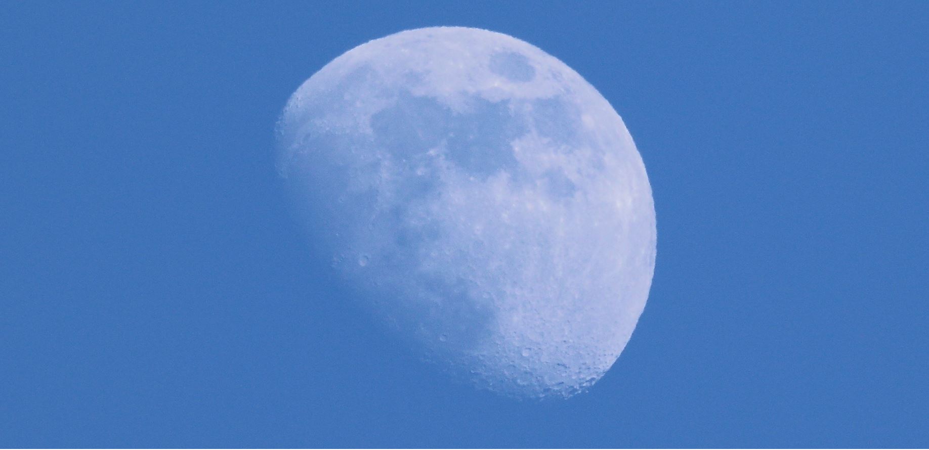 Luna 13-02-2022...