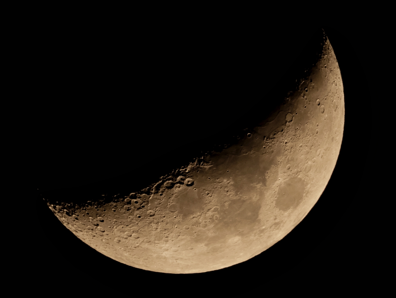 Moon 27% 8/03/2022 ore 20:46 sigma 150 600 C...
