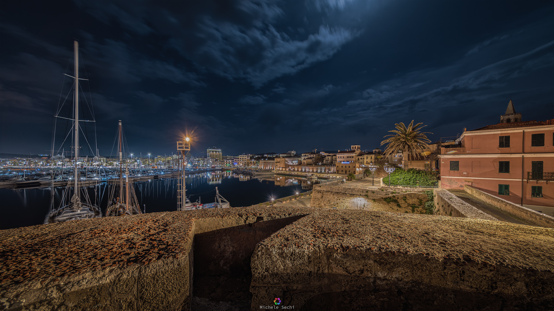 Alghero bastions at night...