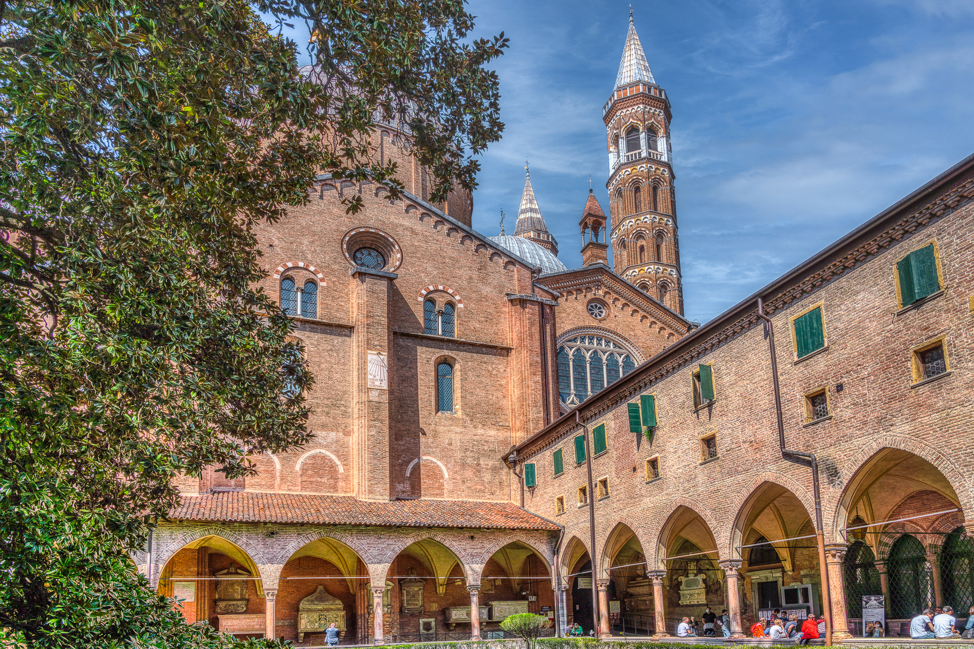 Basilica di Sant'Antonio di Padova...